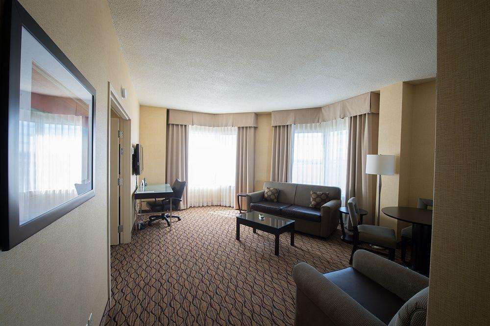 Holiday Inn Sydney - Waterfront By Ihg Экстерьер фото